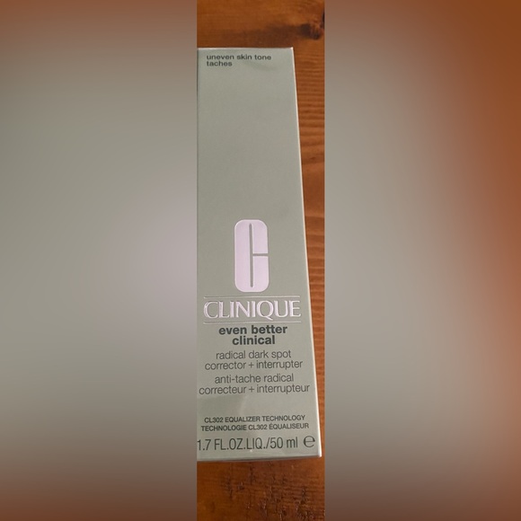 New Clinique Even Better Clinical Serum - Picture 8 of 8